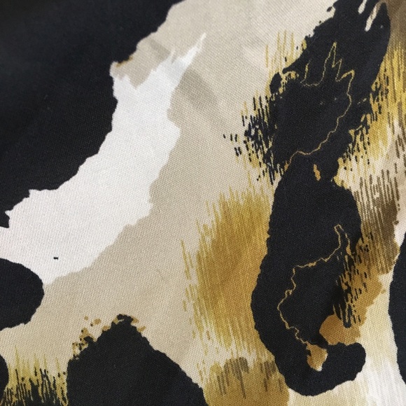 CAbi Adorable Flutter Leopard Print Sleeveless Top - Picture 4 of 7